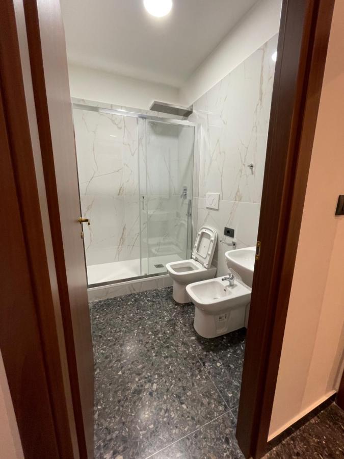 Due Passi Dal Mare Hotel Savona Kültér fotó